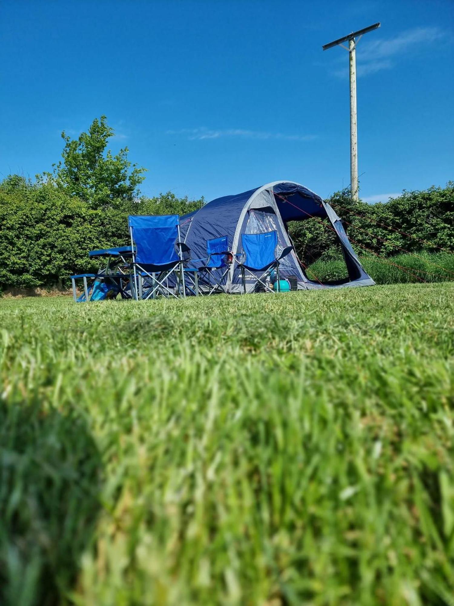 فندق Carrowmena School House & Glamping ليمافادي المظهر الخارجي الصورة